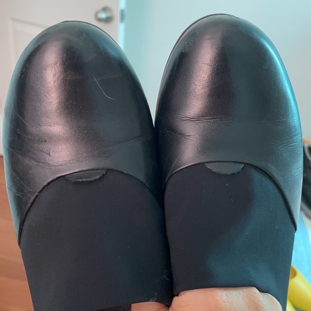 Shoes - Picture 4 of 4